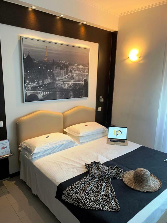 Hotel Perugino Milan Exterior photo